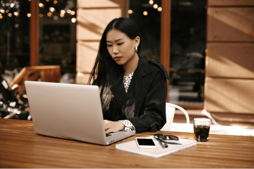 6 quyền lợi người lao động được hưởng khi tăng lương tối thiểu vùng từ 1-7